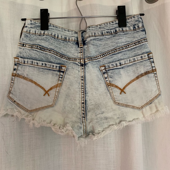 Bullhead Co. Acid Wash Shorts - Picture 2 of 4